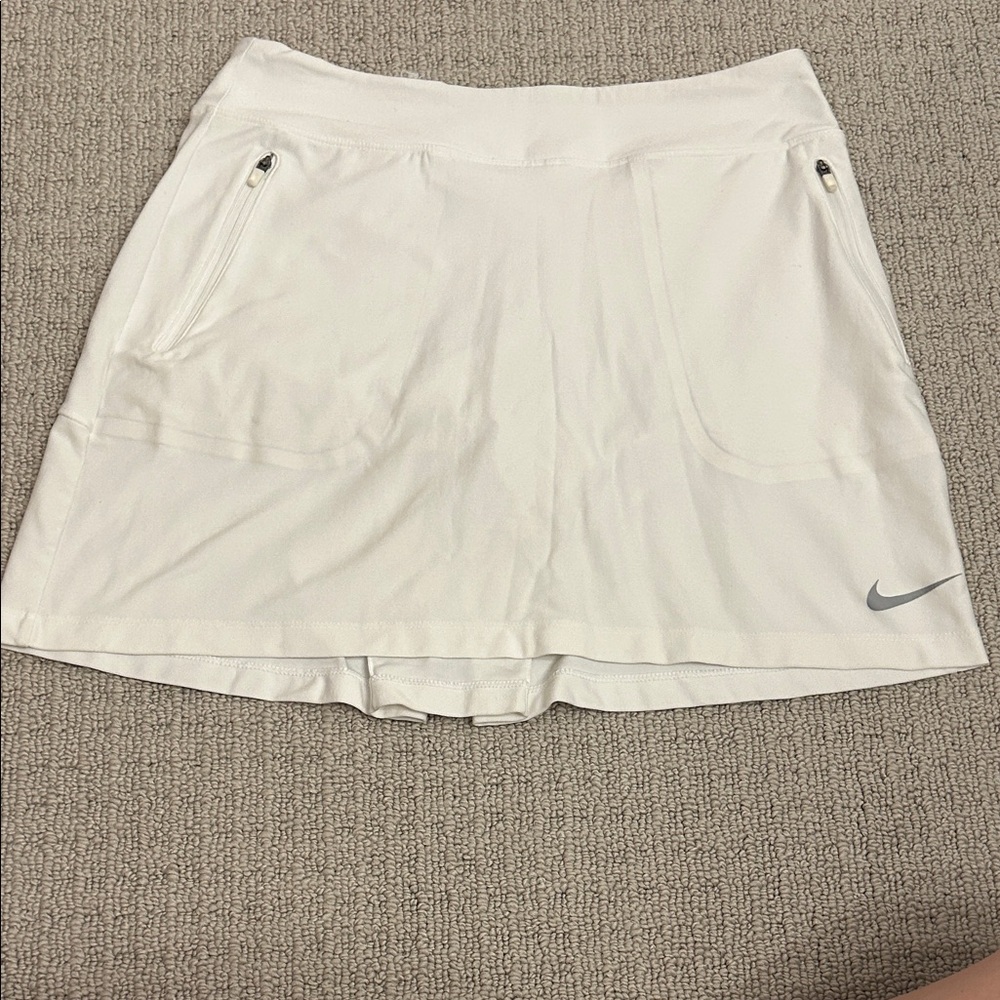 Nike Women's Skort in White with Gray Details